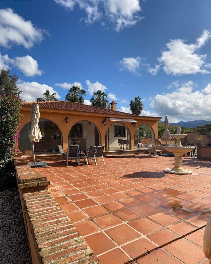 Villa Mandolyn Alhaurín de la Torre Exterior foto